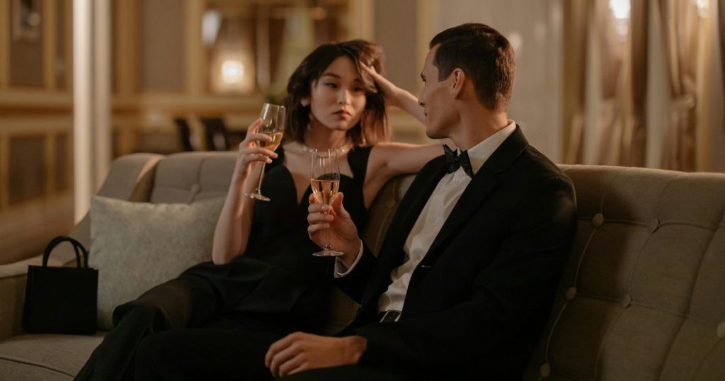 Creating Lasting Memories with Personalised Champagne