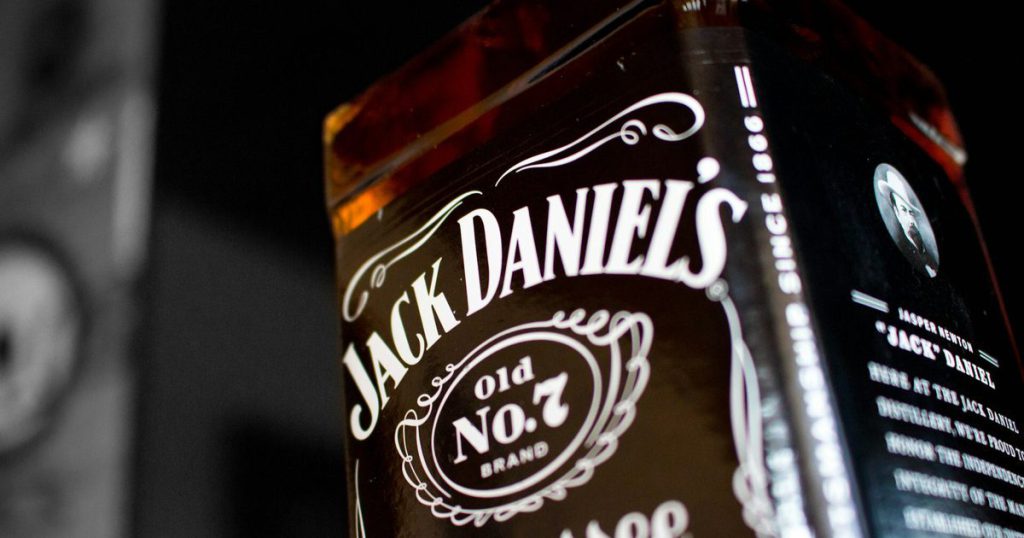 Design Your Own Whisky Label: A Step-by-Step Guide