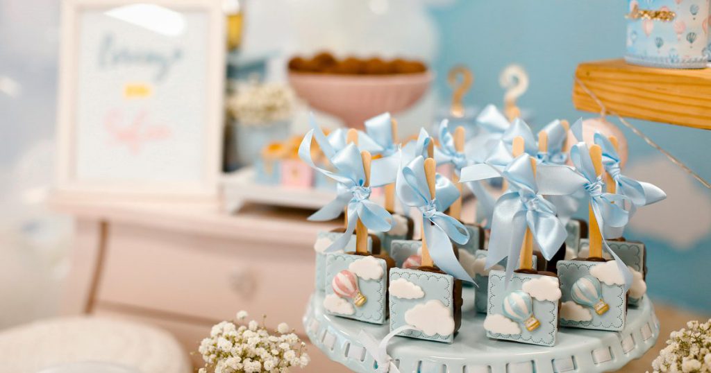Personalised Champagne for Baby Showers and Gender Reveals