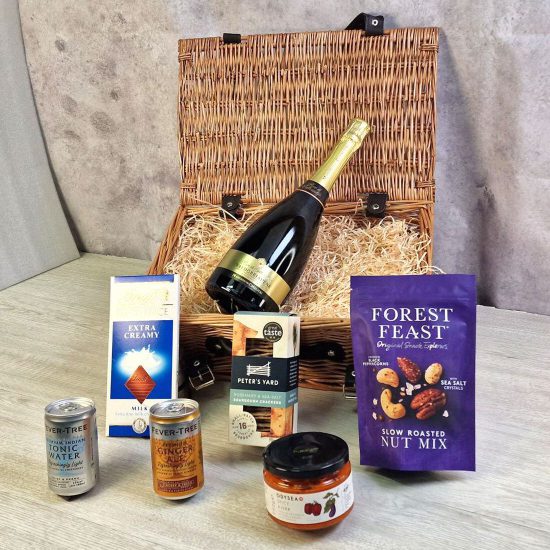 Di Valdobbiadene Maschio Dei Cavalieri Prosecco Luxury Treat Hamper