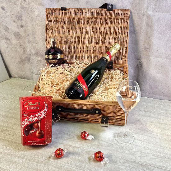 Mumm Cordon Rouge Champagne Luxury Champagne Hamper