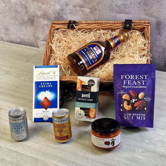 Pussers Blue Label Rum Luxury Treat Hamper